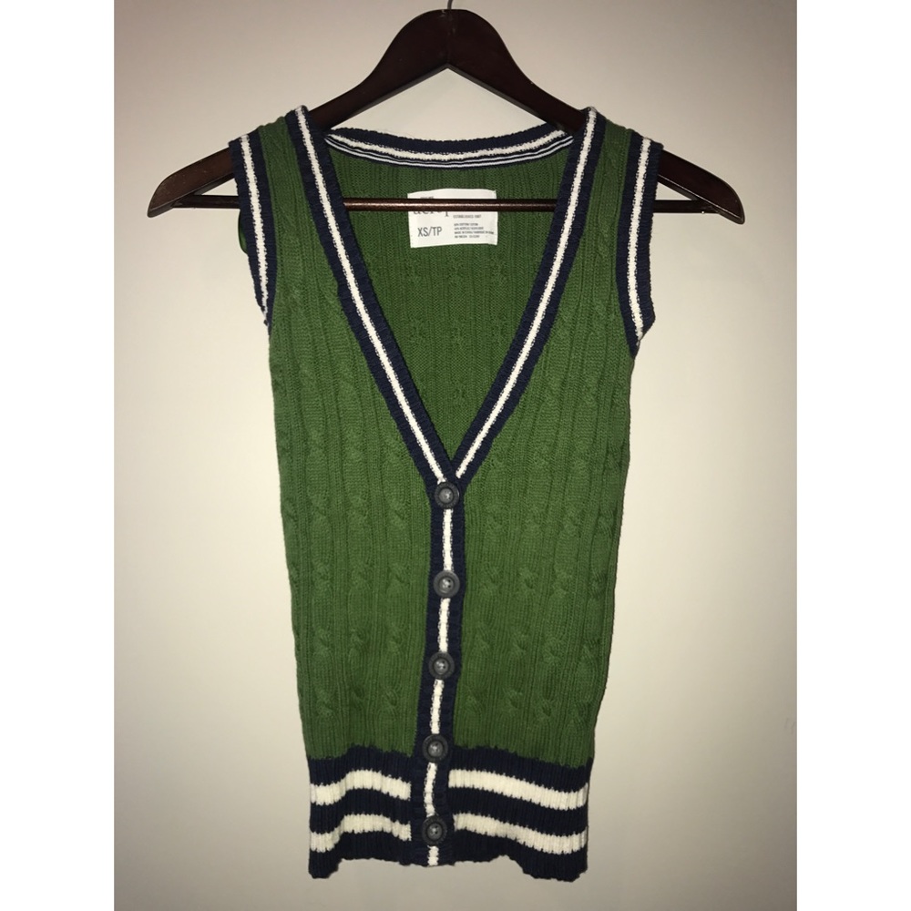 American Eagle Sweater Vest